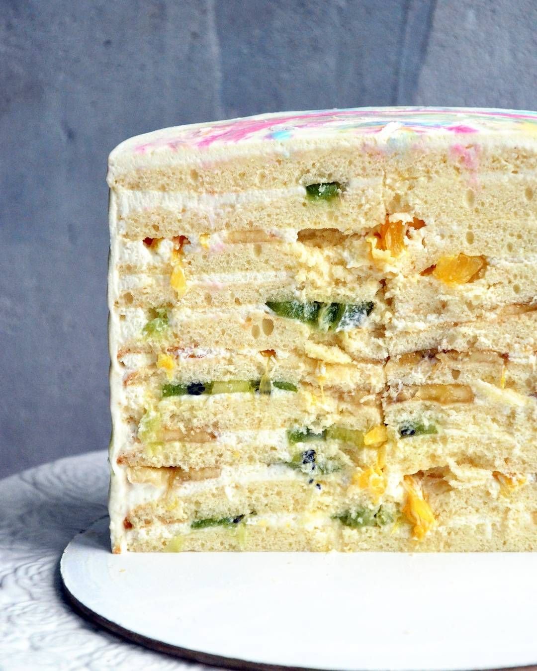 Торт молочная девочка