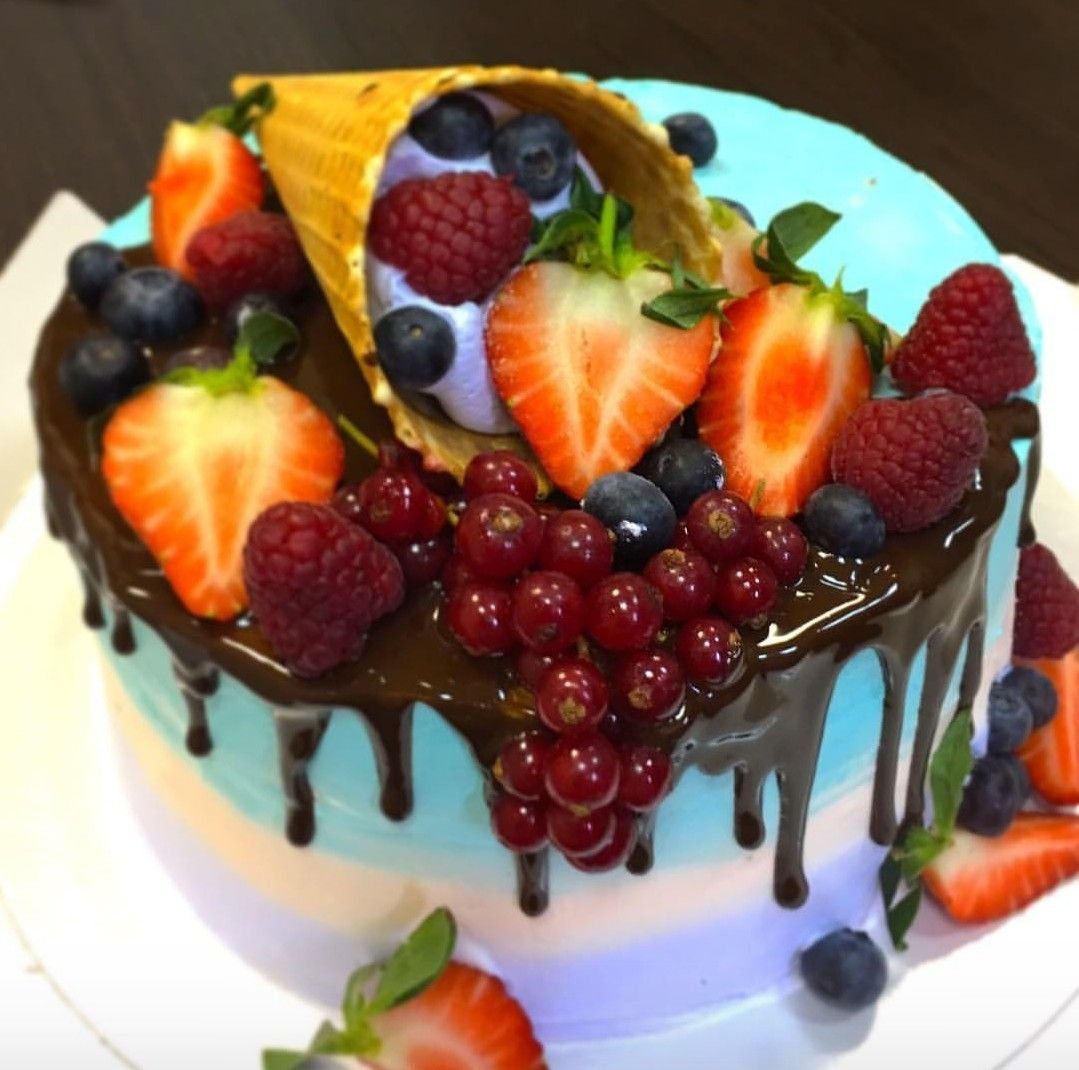 Торт корзинка с фруктами
