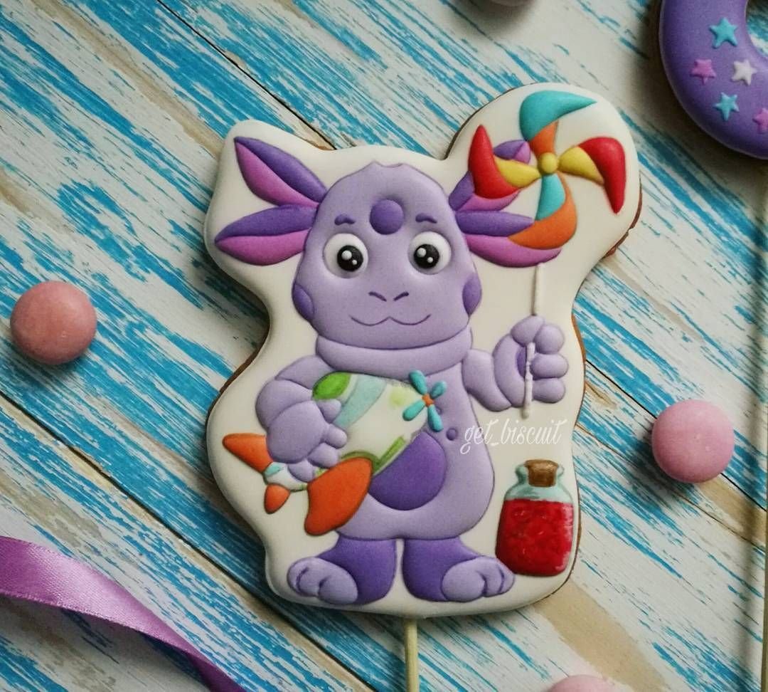 Пряники в виде Лунтика