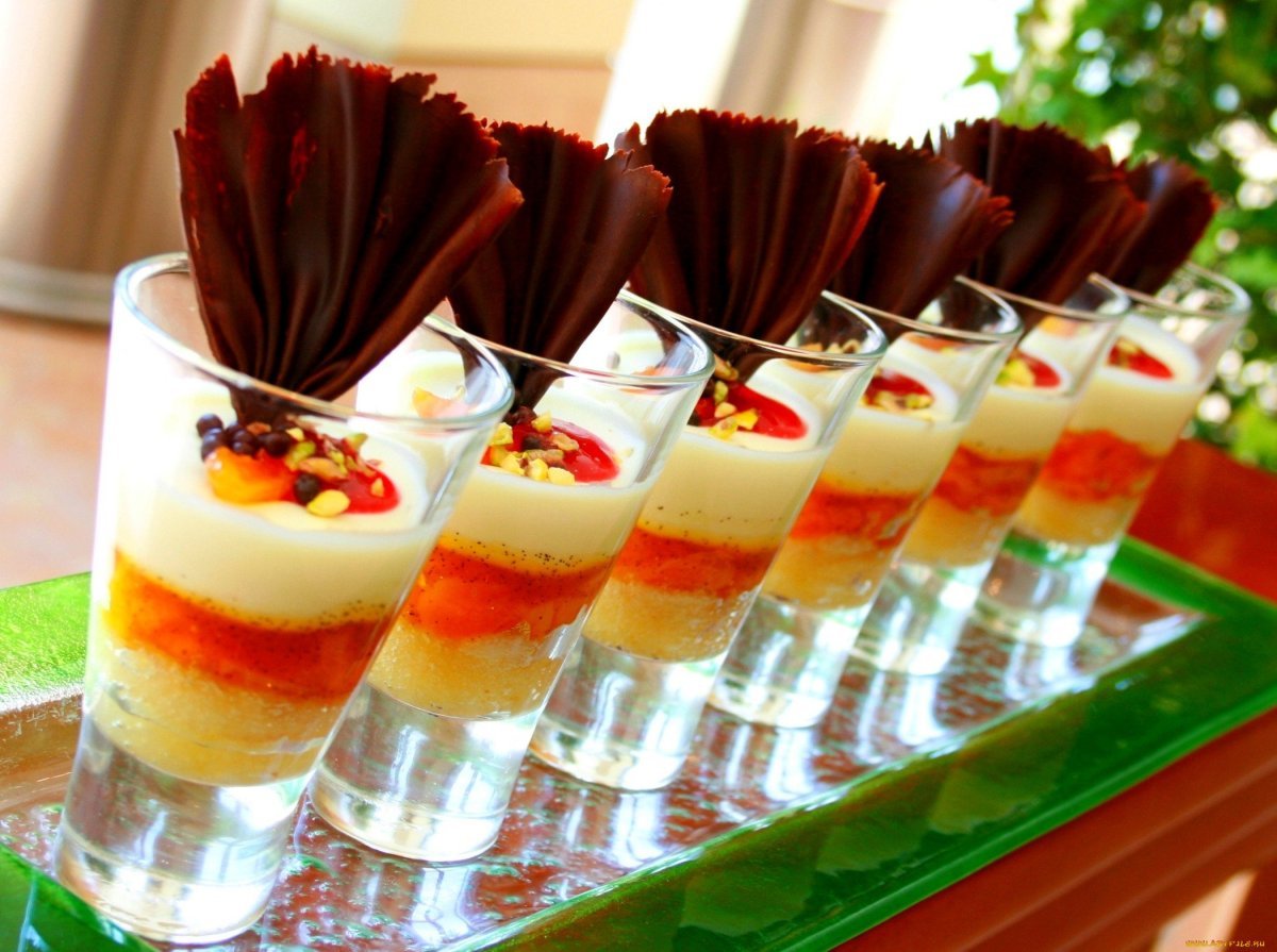 Закуски в стаканчиках