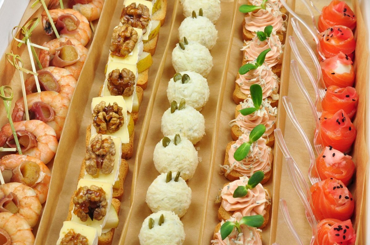 Фуршетные закуски на праздничный стол