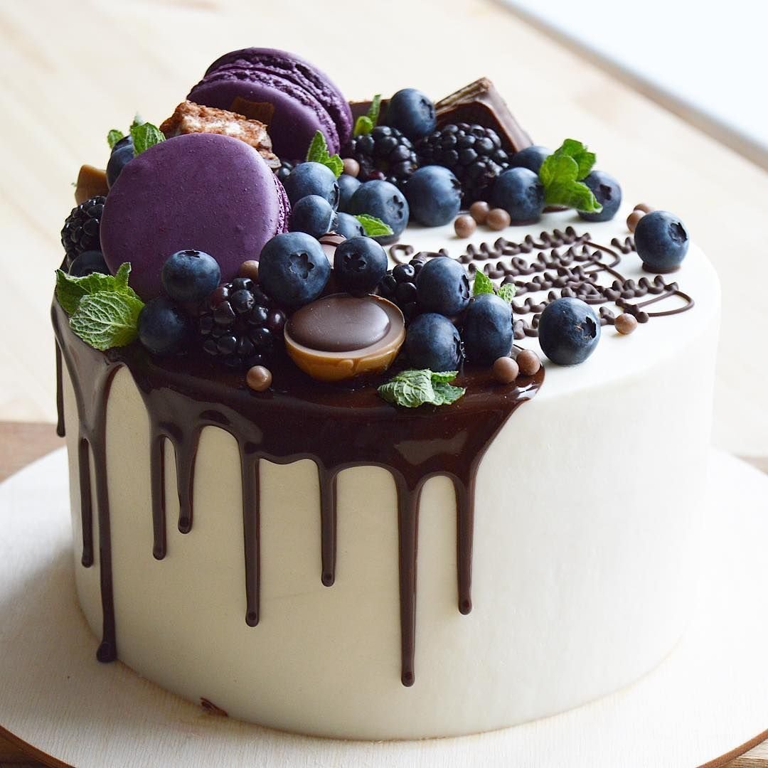 Декор торта безе