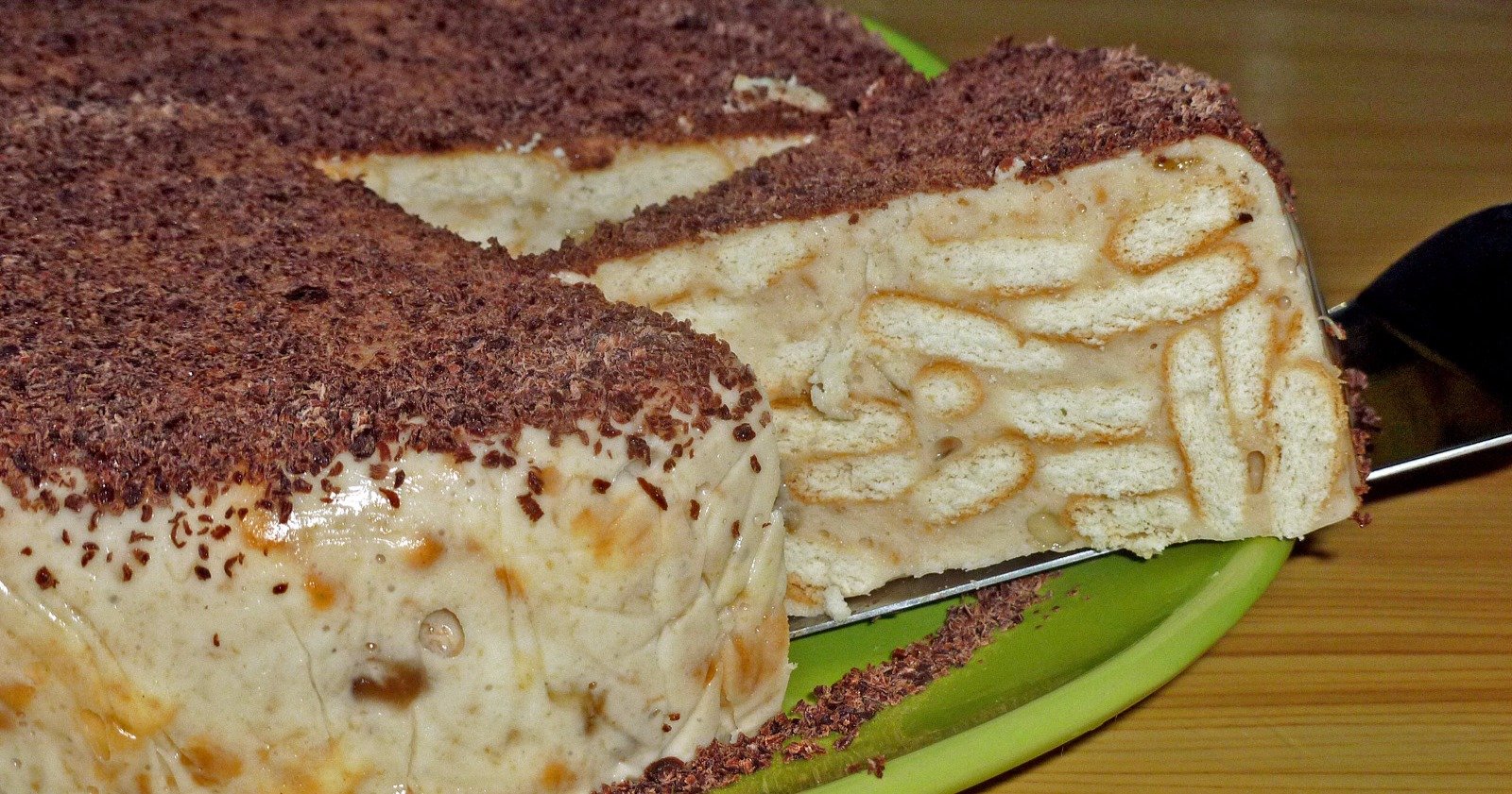 Торт из печенья без выпечки со сметаной