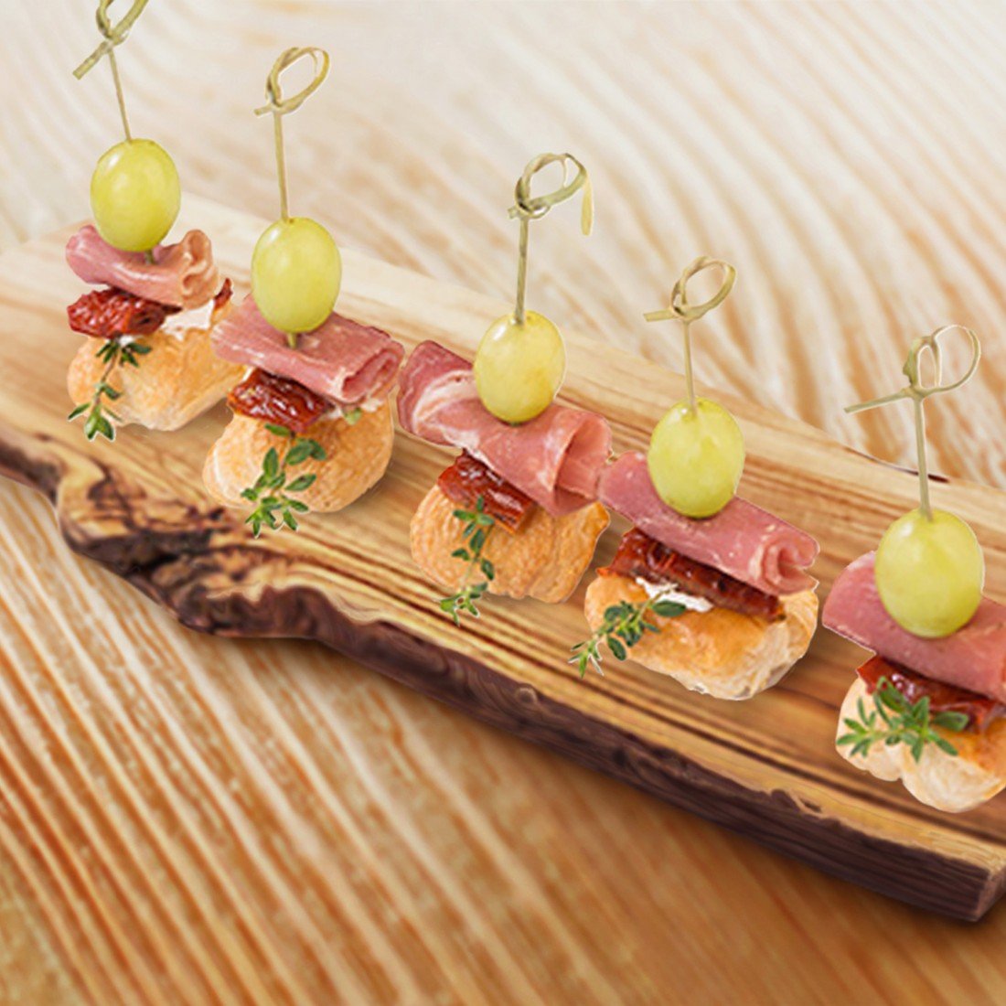 Канапе из слоеного теста