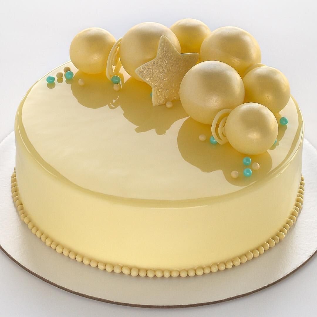 Желтый торт