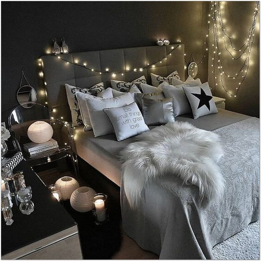 Гирлянда в интерьере спальни