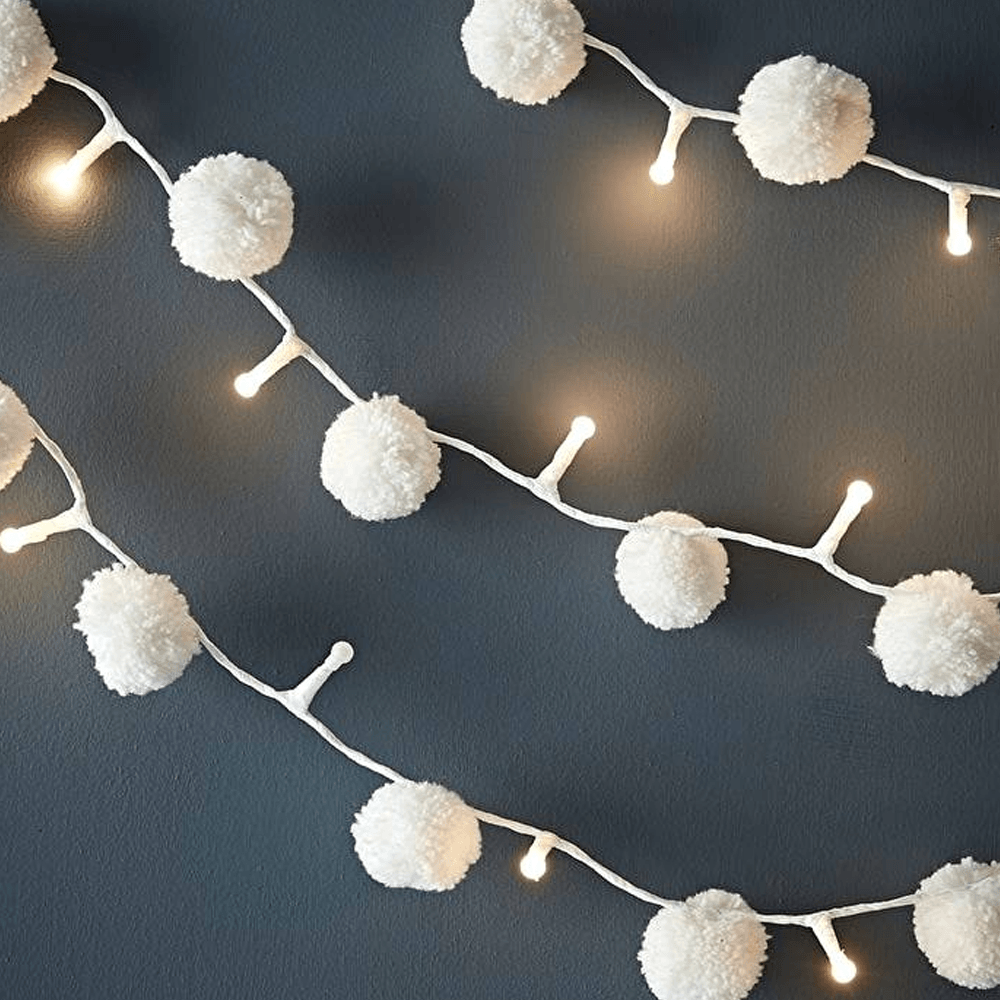 Гирлянда из костей