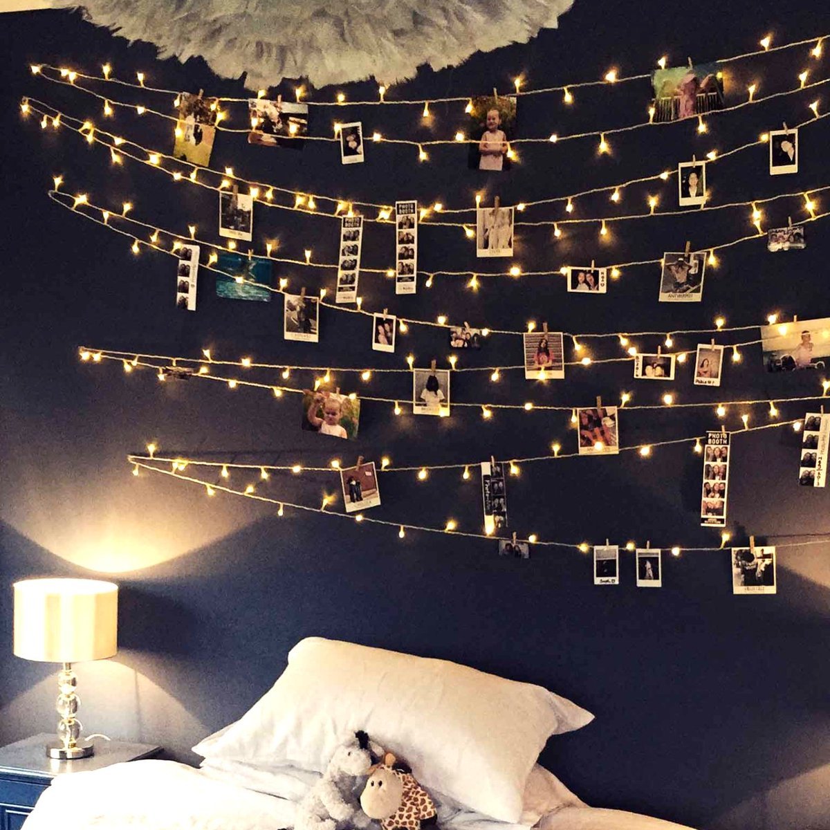 Гирлянда в спальне