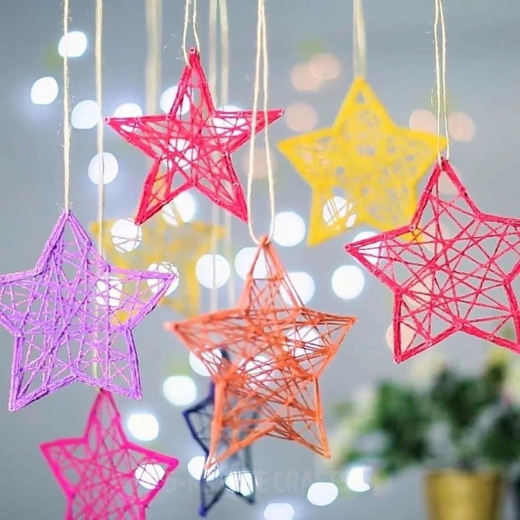 Гирлянда из бумажных звезд