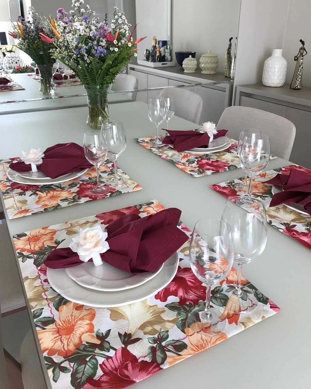 Украшение кухонного стола