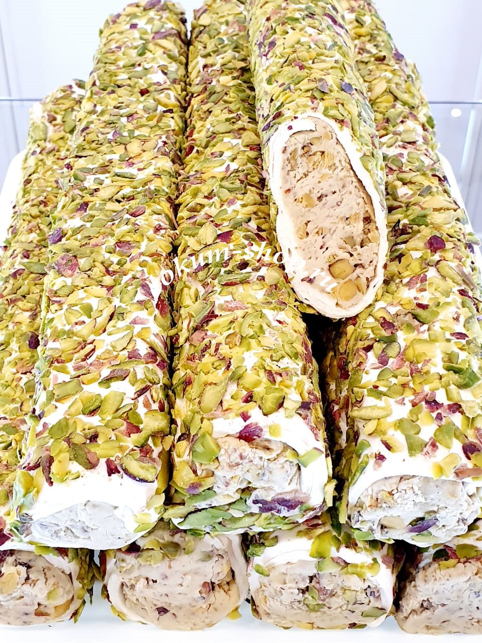 Турецкий Рахат-лукум рулет с фисташками