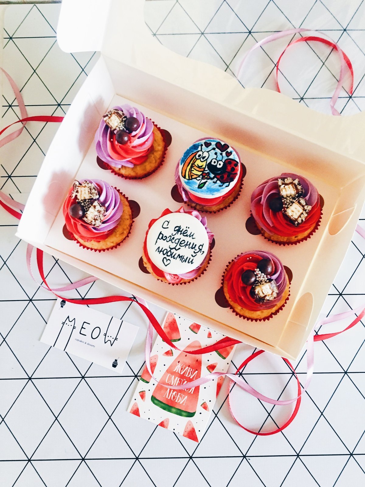 Оригинальные капкейки на др подруге