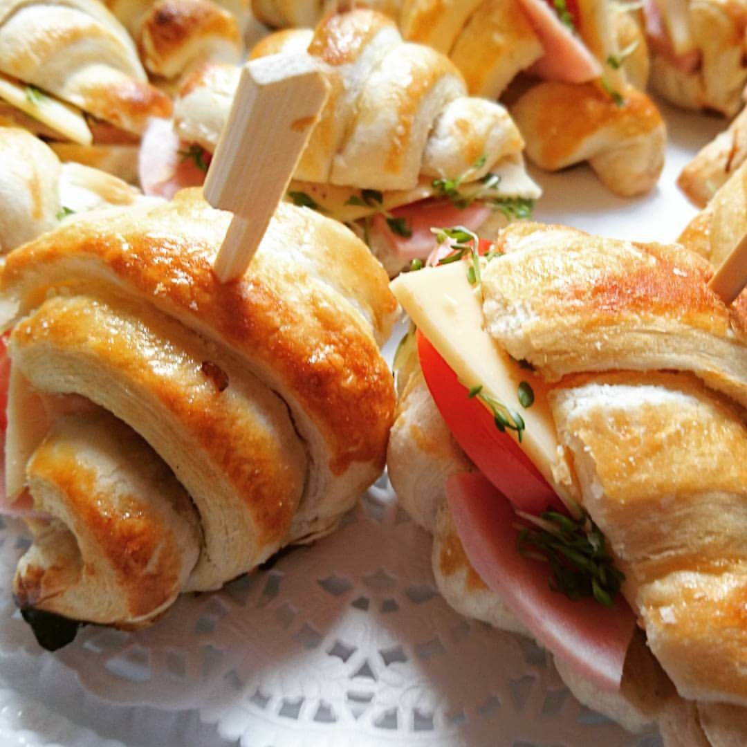 Круассан с начинкой