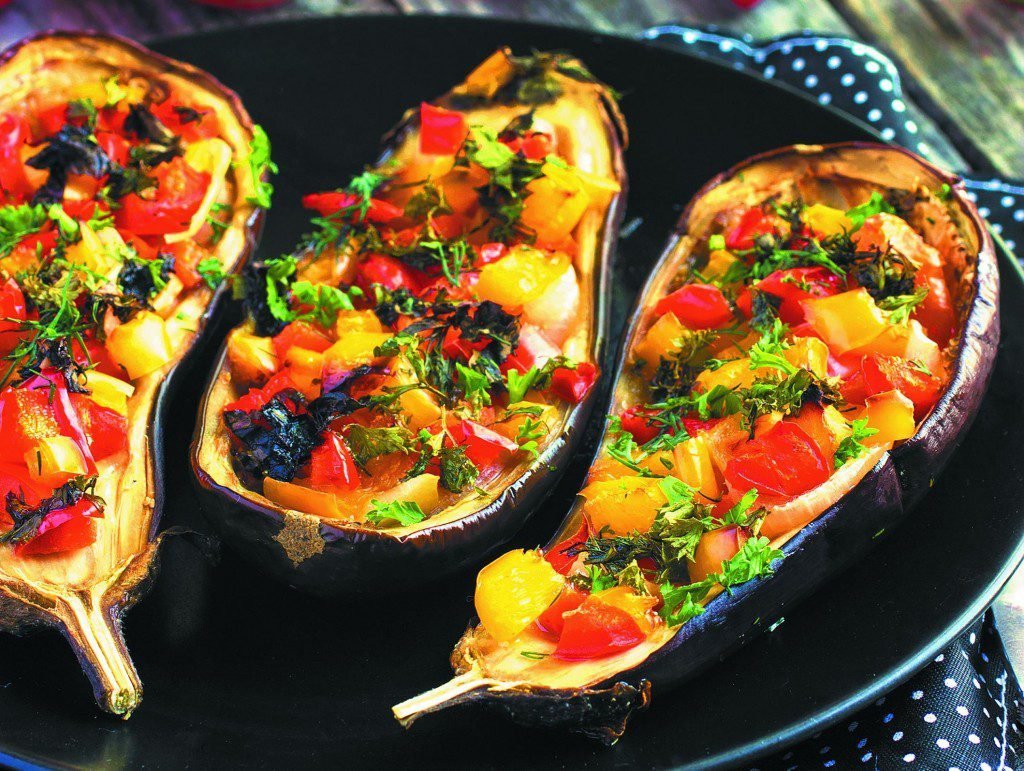 Баклажаны Пармиджано фаршированные