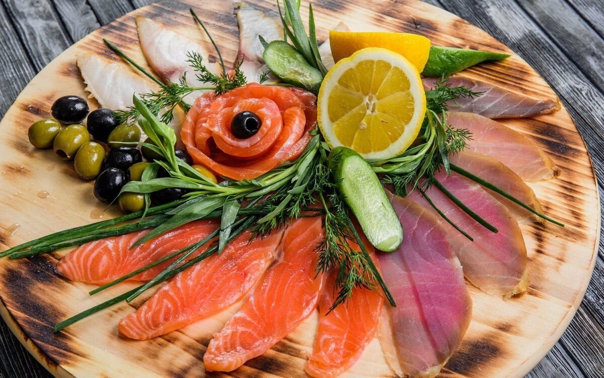 Украшение праздничного стола