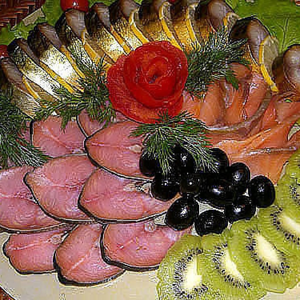 Украшение рыбной нарезки