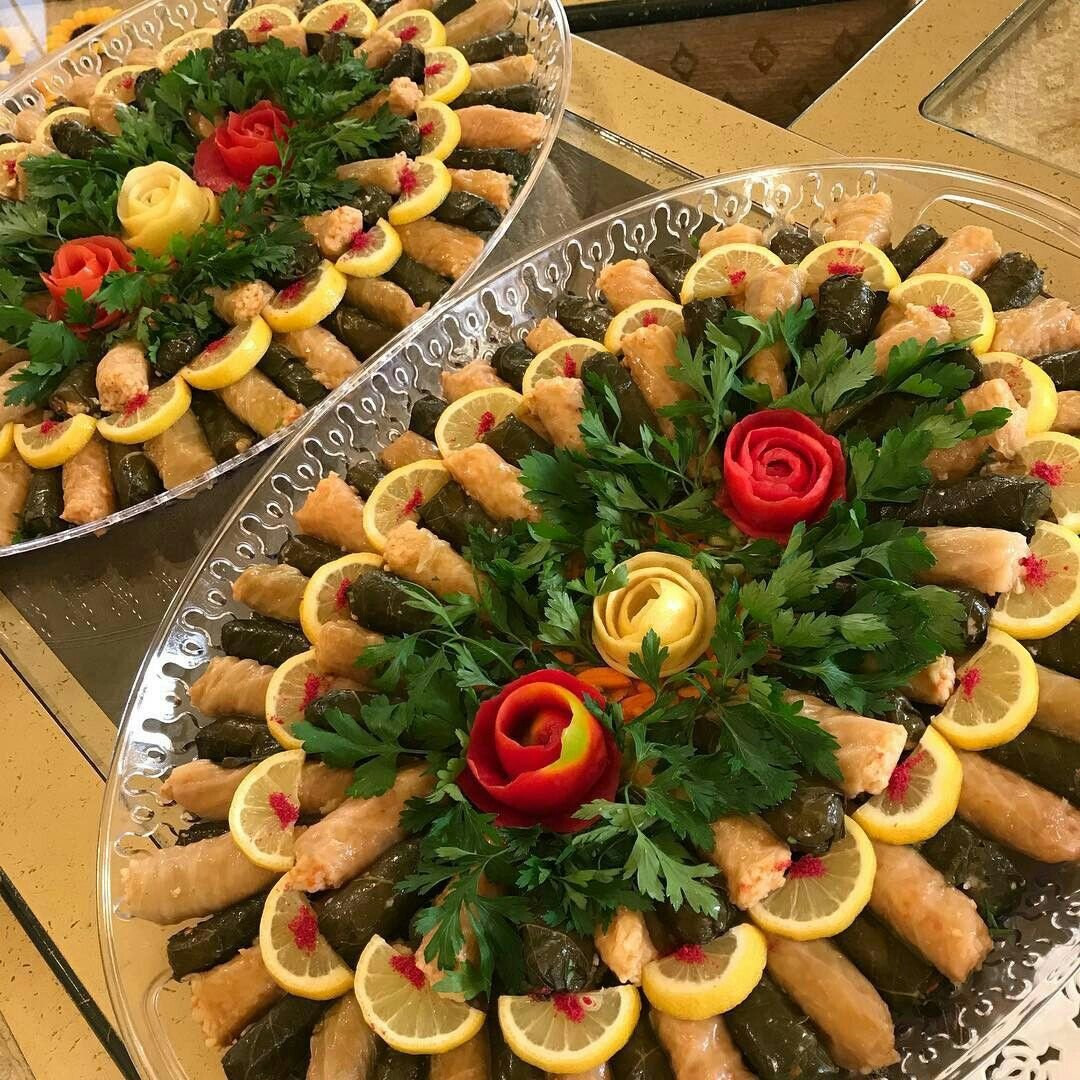 Большие блюда для сервировки стола