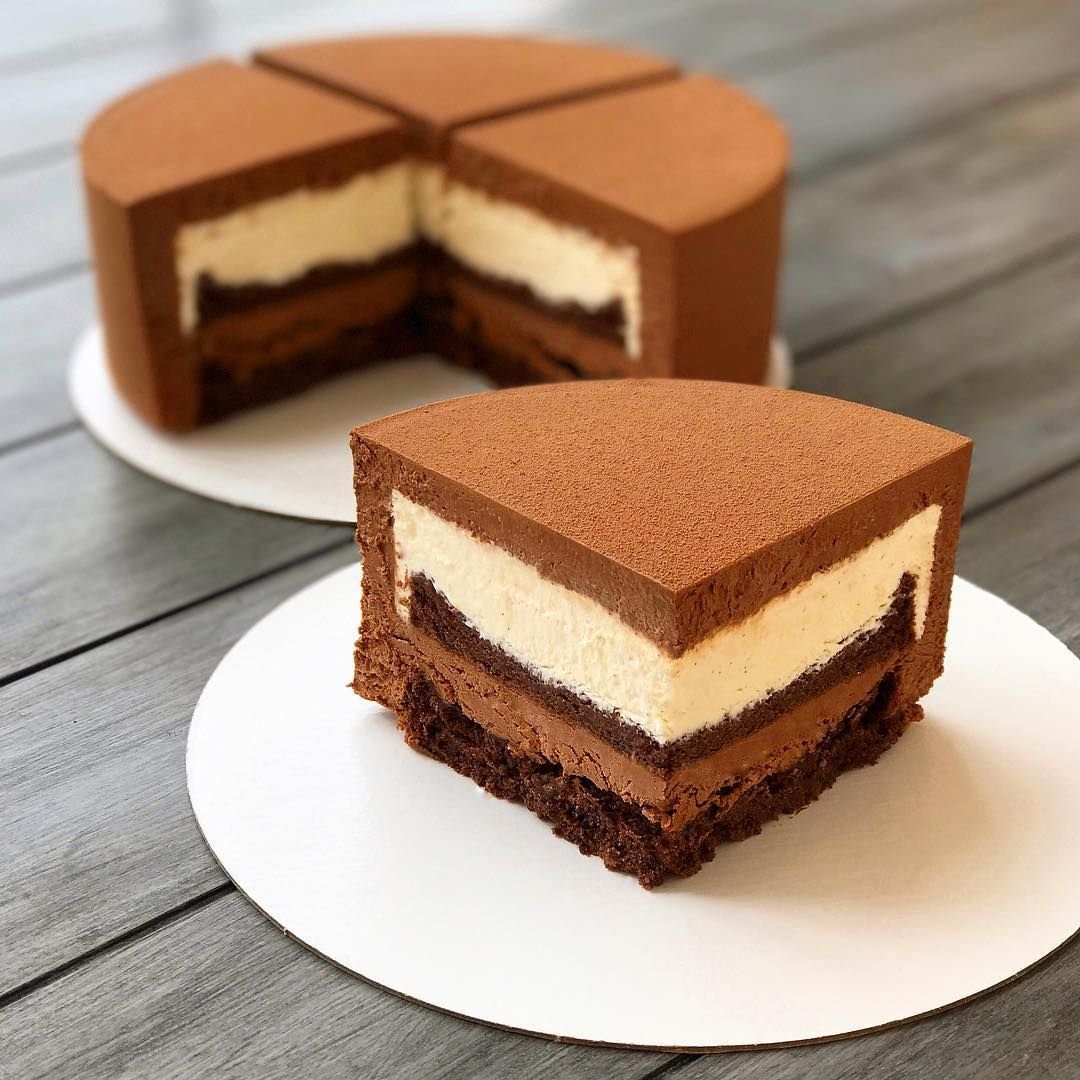 Шоколадный торт с шоколадным муссом