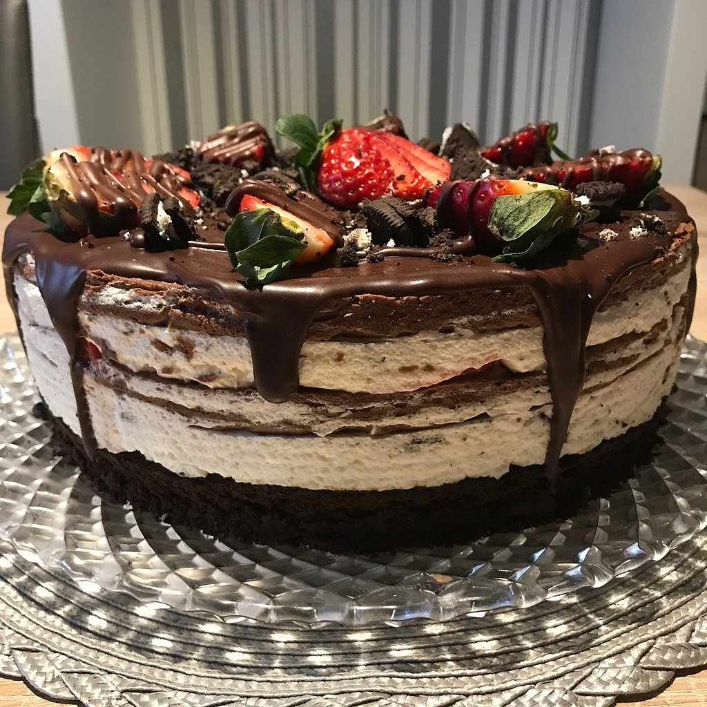 Бисквит с шоколадным кремом