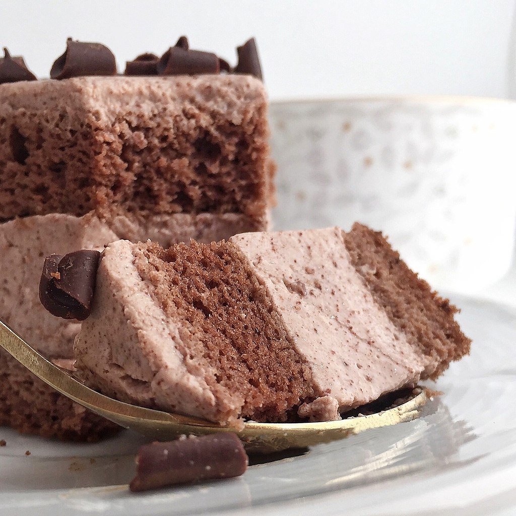 Шоколадно ванильный торт