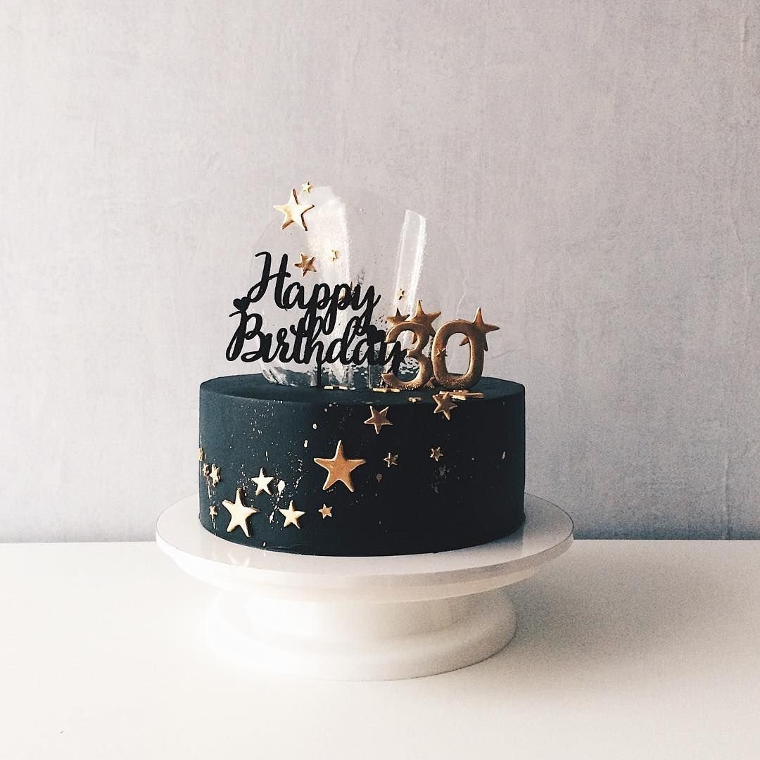 Торт в минималистичном стиле для мужчин