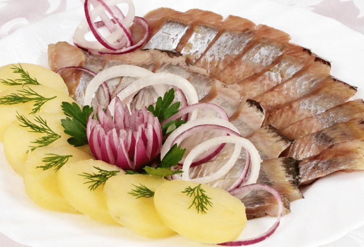 Сельдь с картофелем