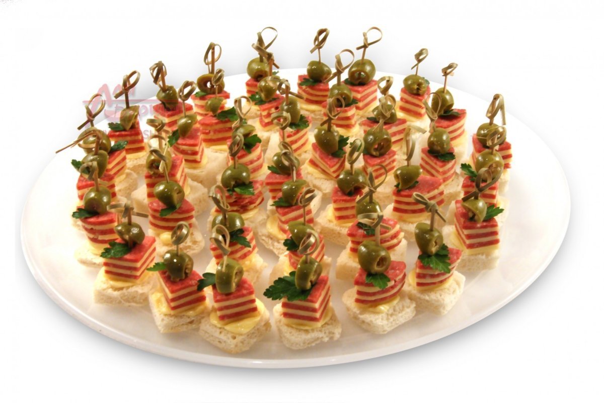 Брускетта со шпротами