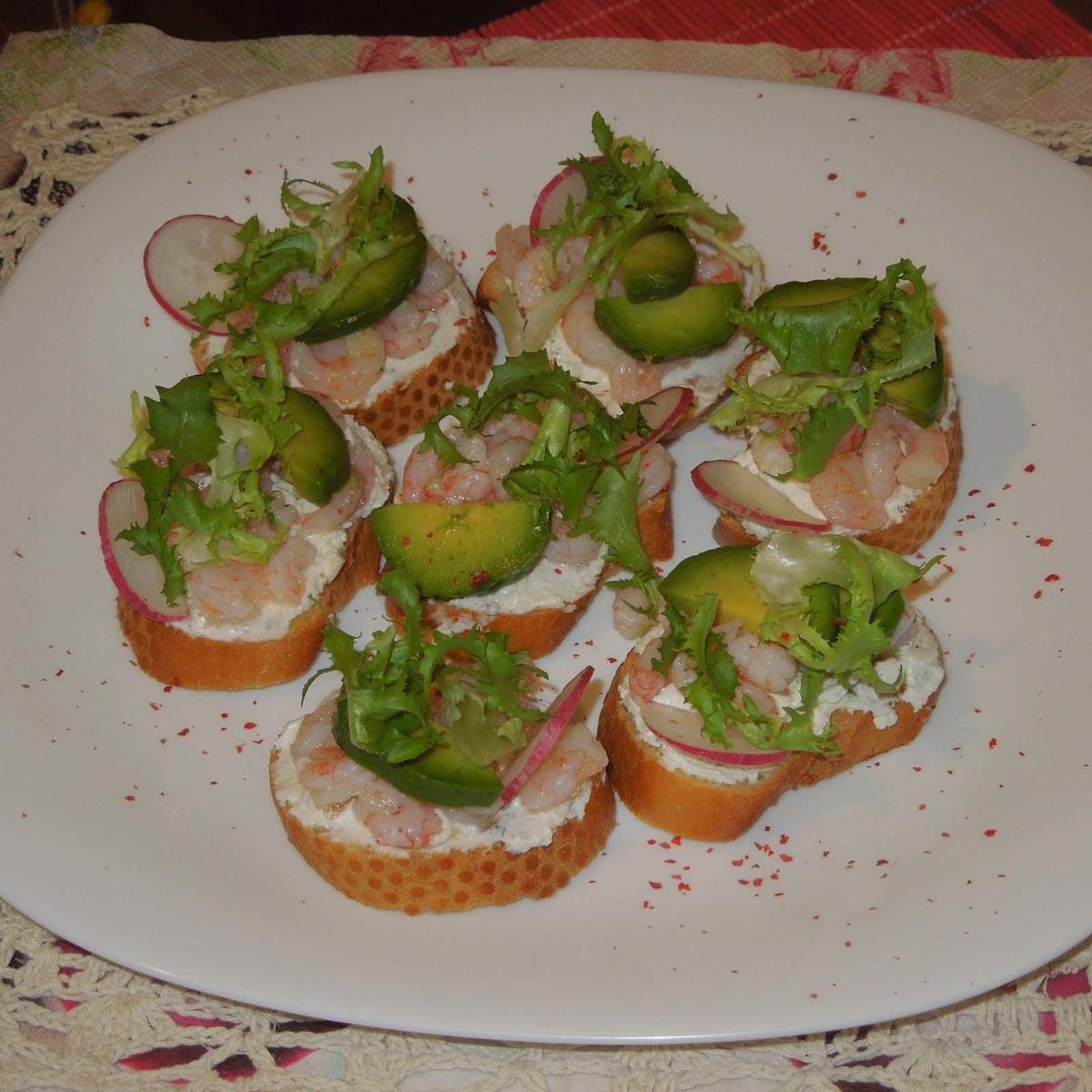 Бутерброды с креветками