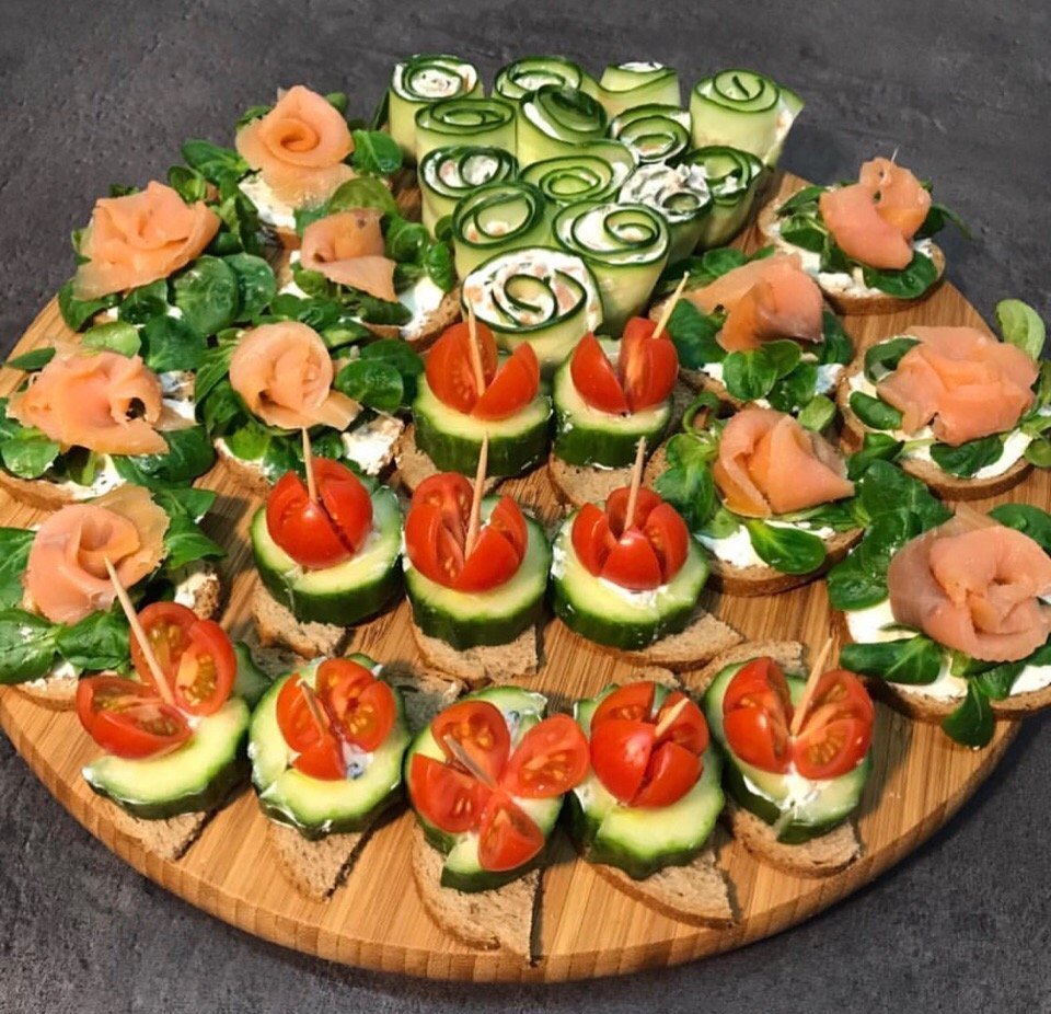 Тартинки с селедкой мировой закусон