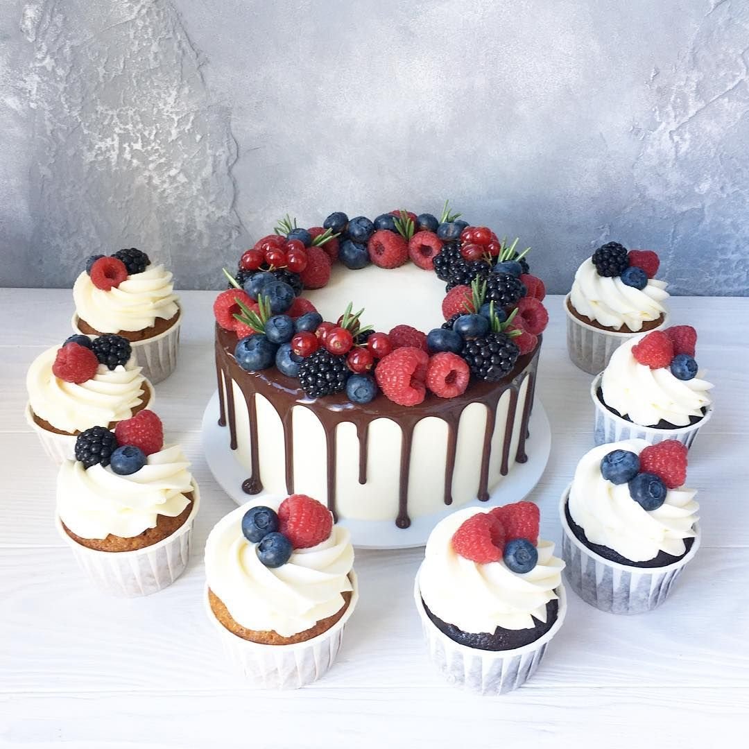 Торт для девочки в стиле