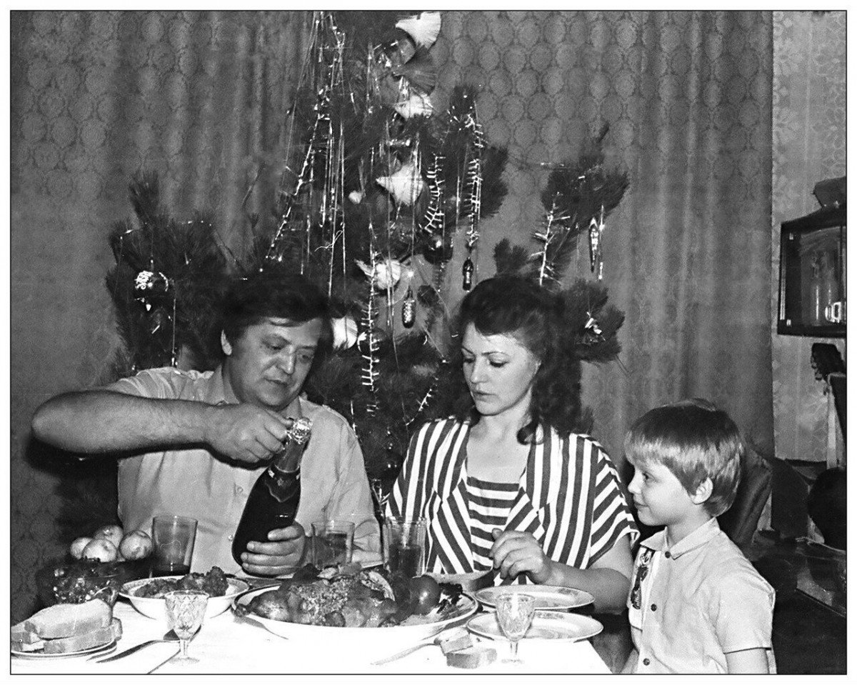 Советский праздничный стол