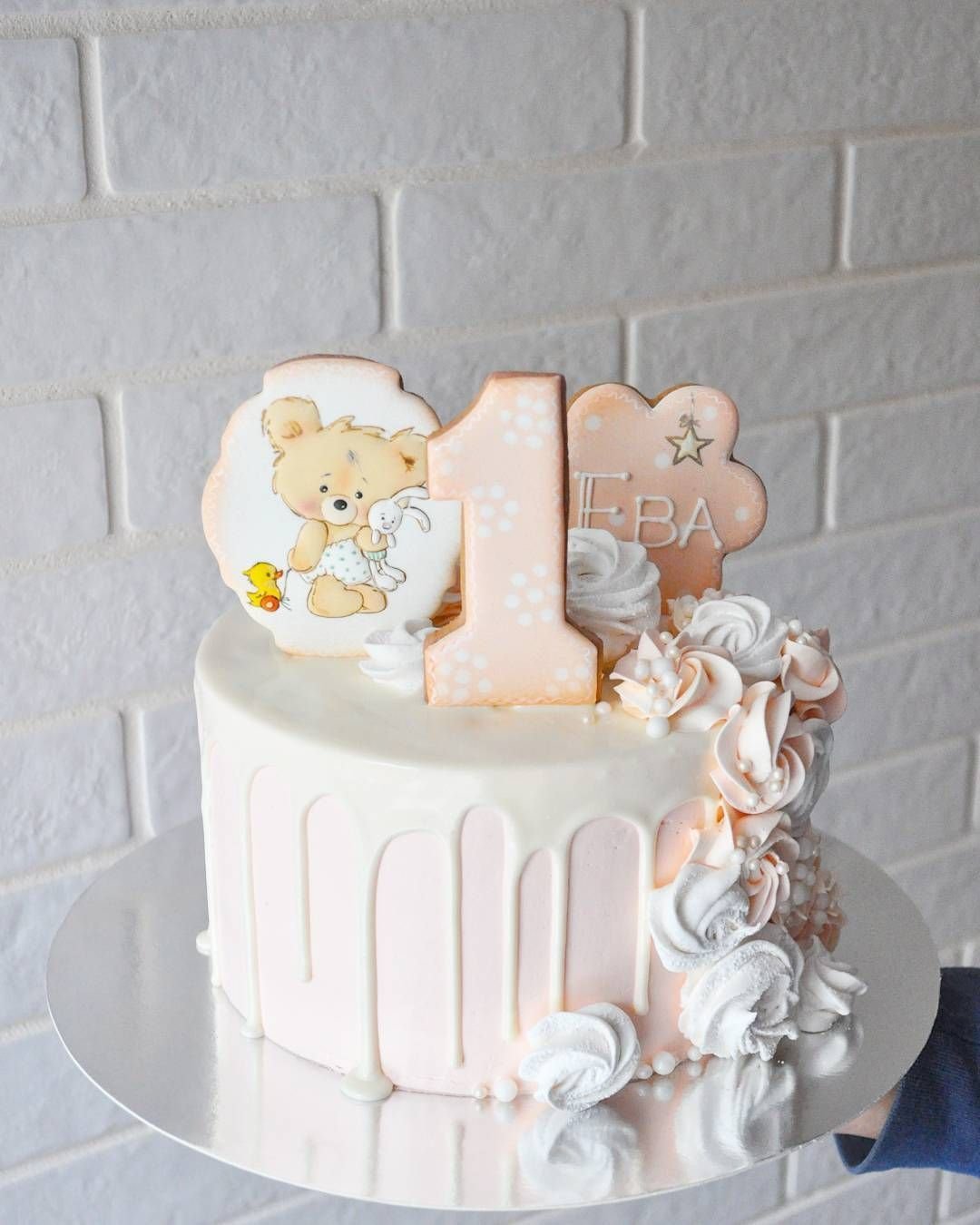 Декор торта для девочки 1 год