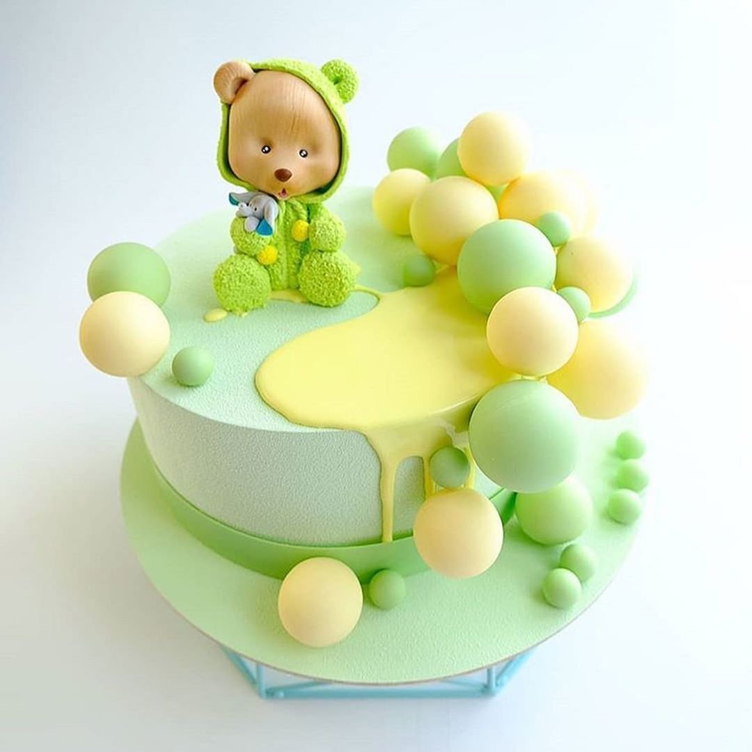 Детский торт с медвежонком