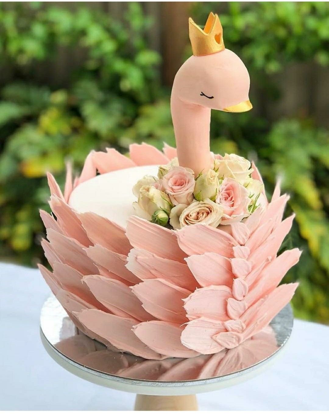 Тортик с лебедями