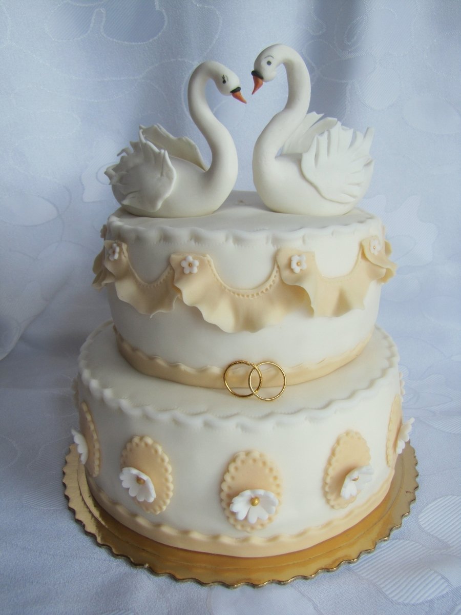 Лебединое озеро торт Мелек