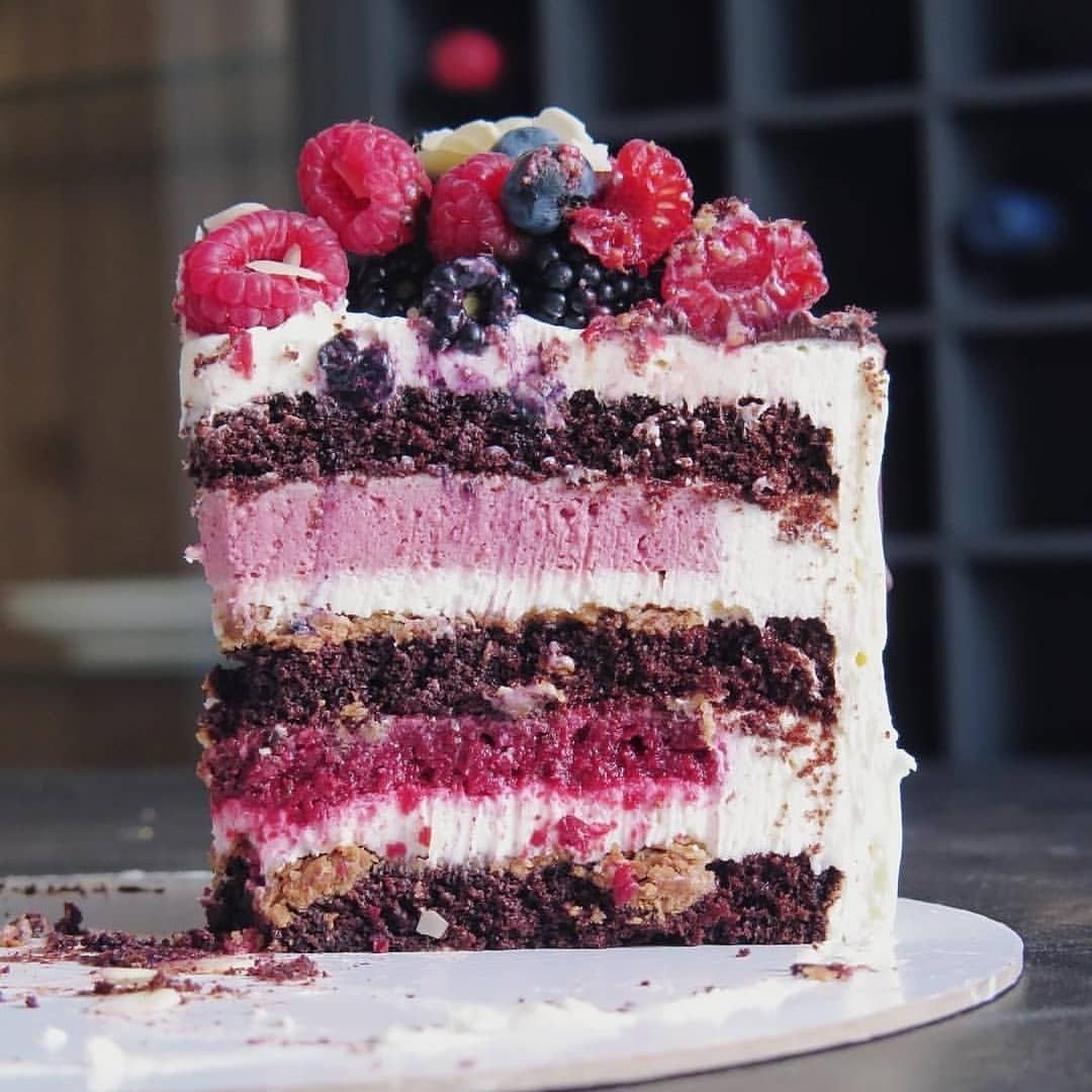 Тарт с брусникой