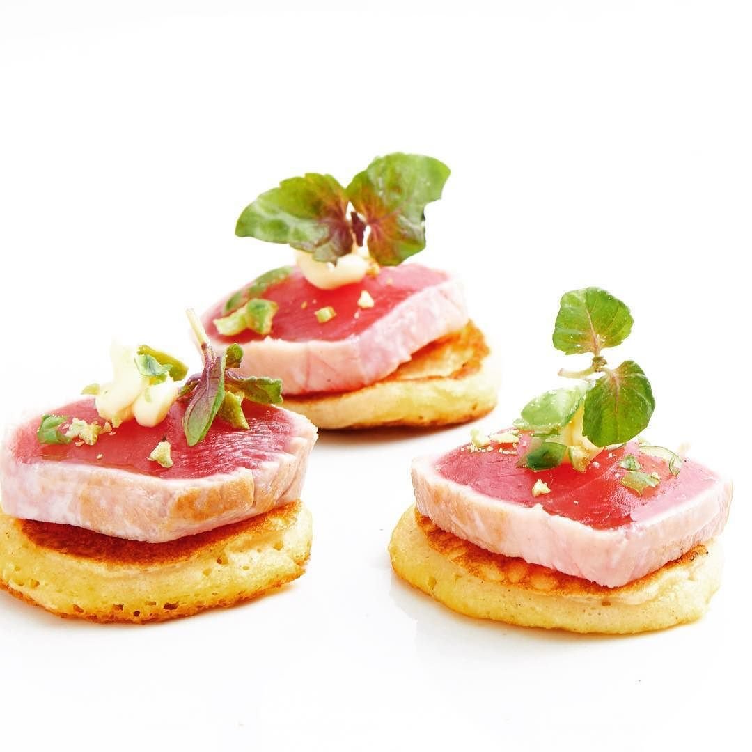 Канапе с тунцом