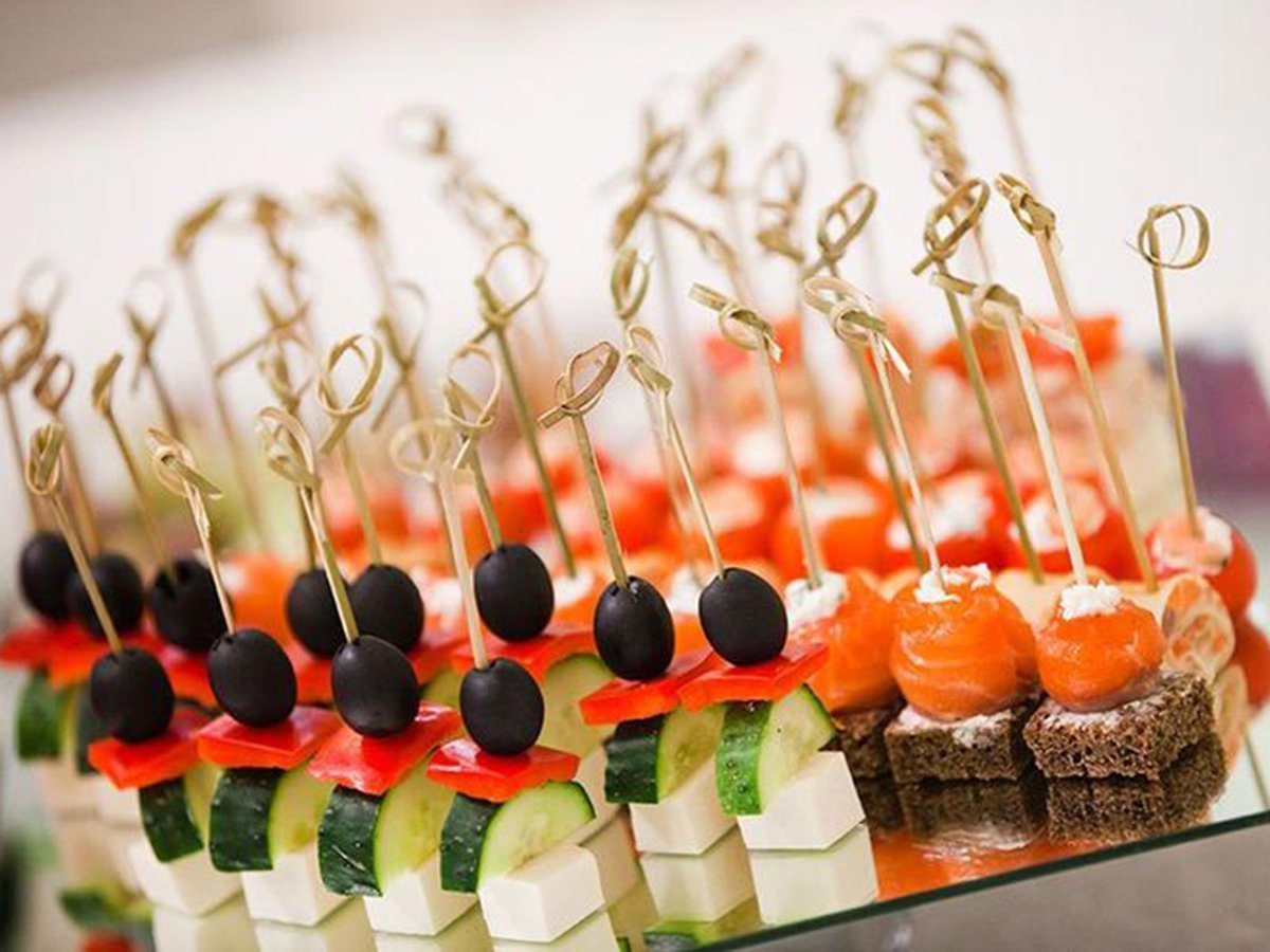 Канапе крудите