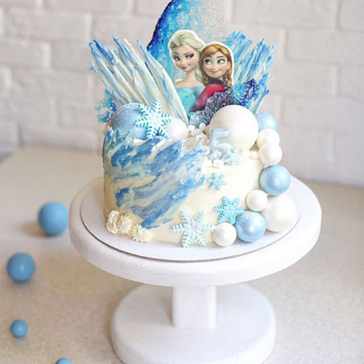 Торт леди баг и Эльза