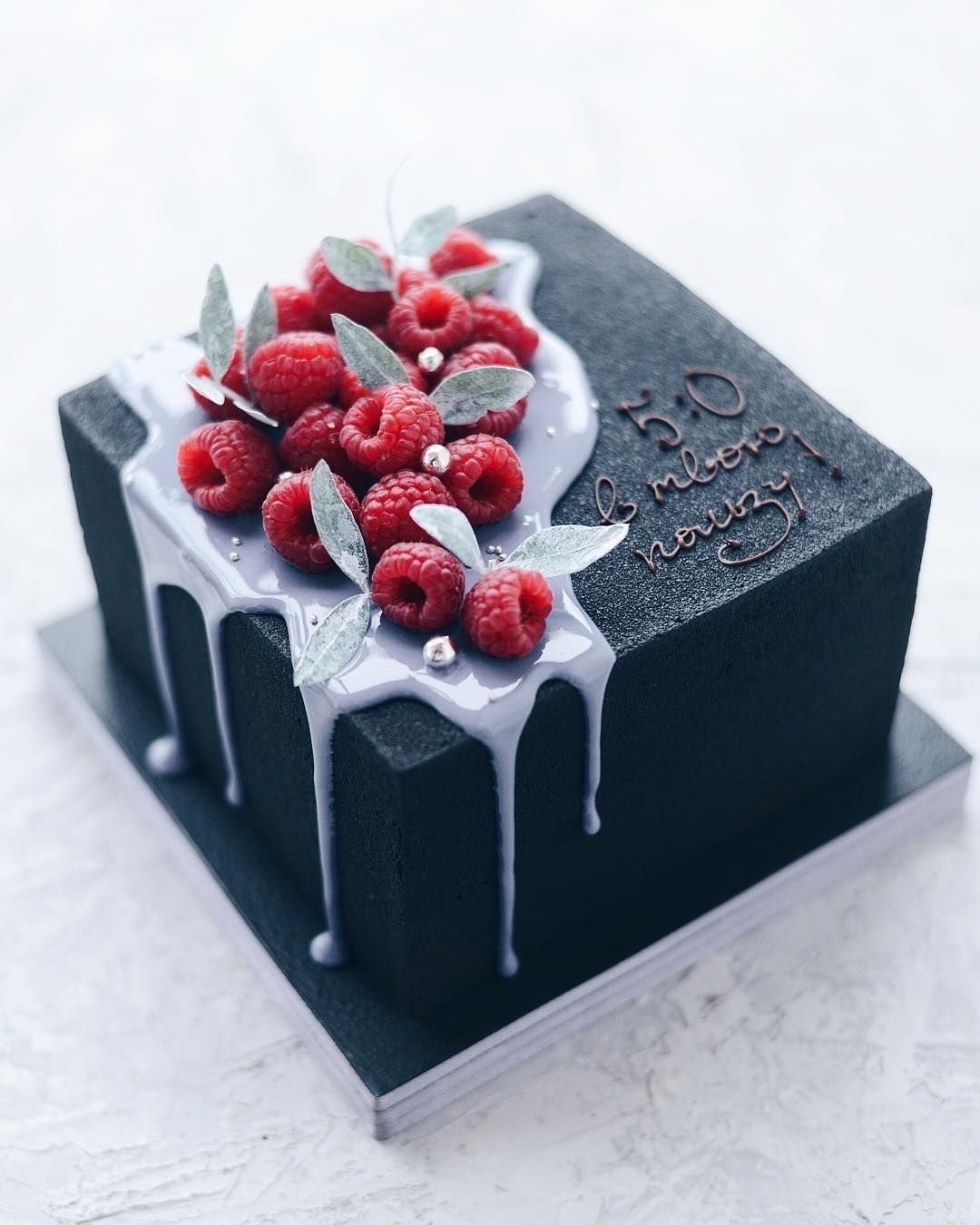 Квадратный торт для мужчины