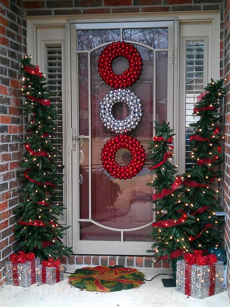 Украшение дома на новый од