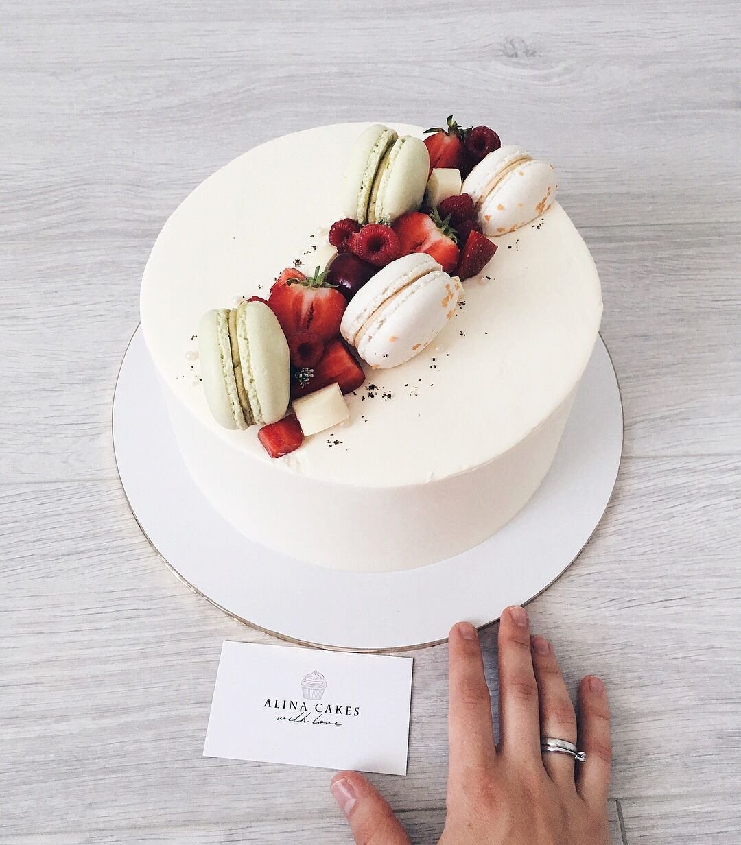 Необычные стильные торты