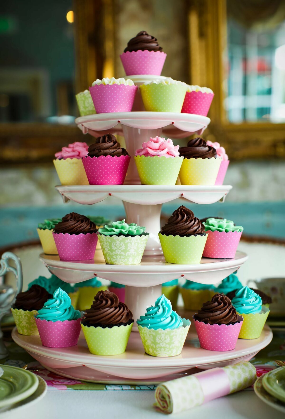 Капкейки цветные