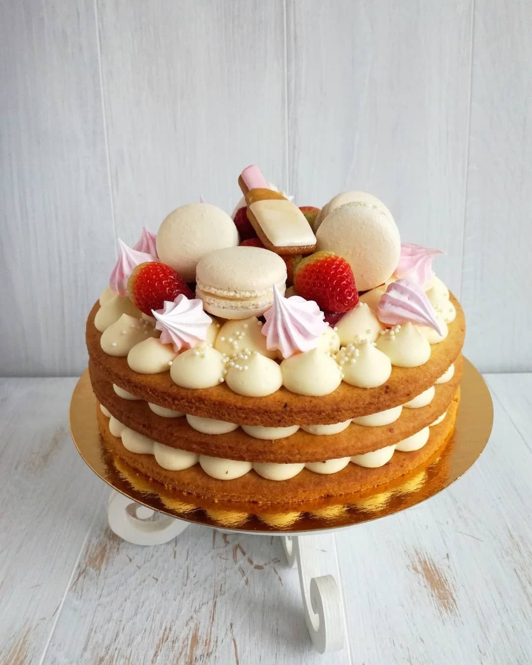 Торт с медовыми коржами