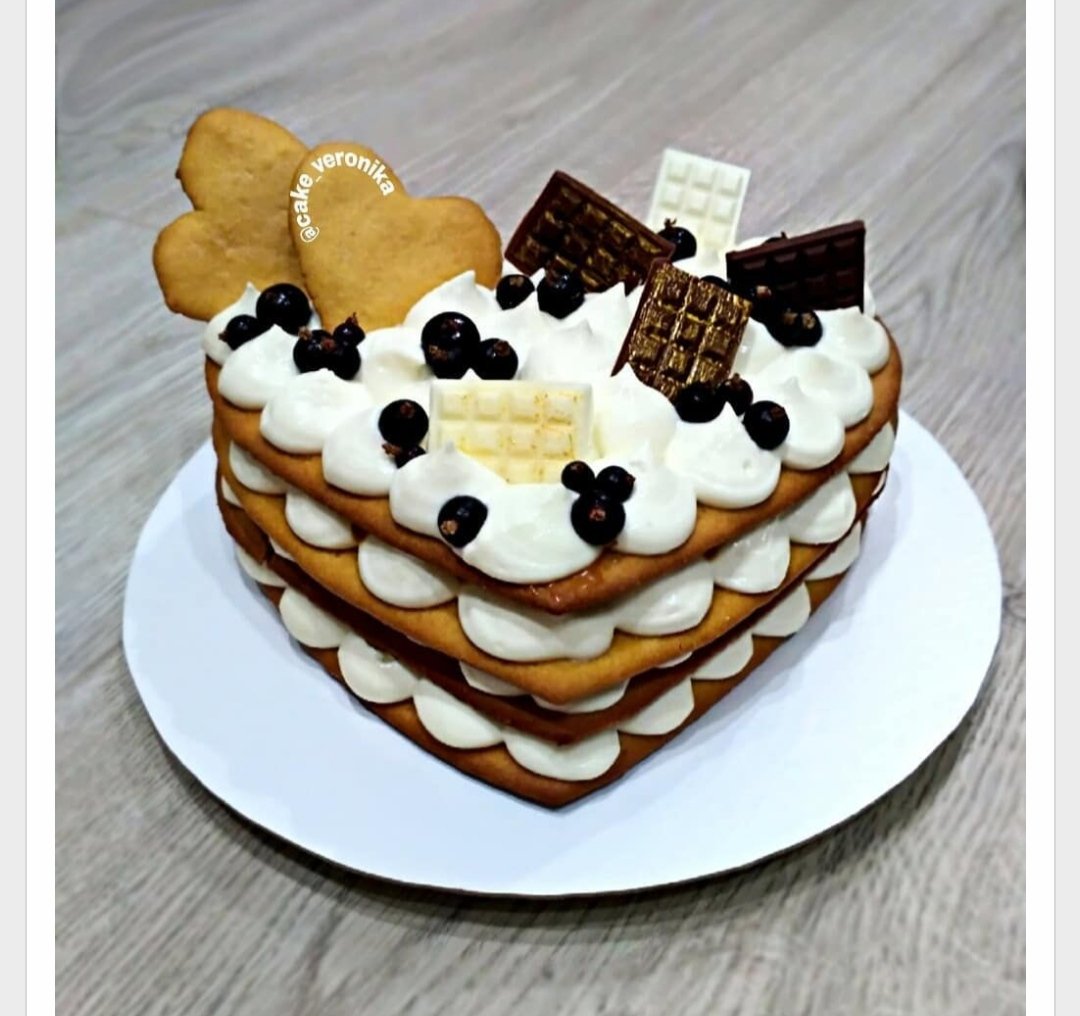 Торт медовик сердце