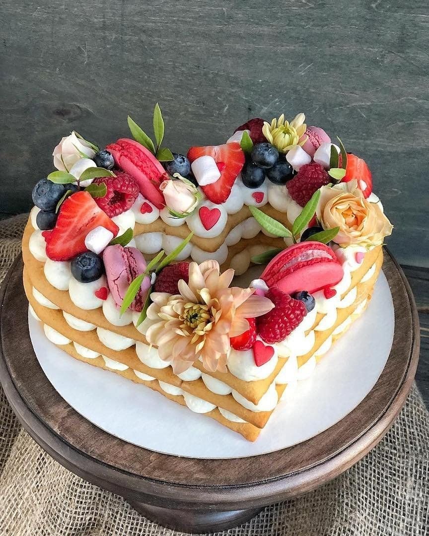 Тортик из медовых коржей