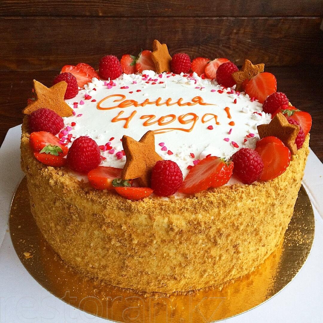 Украшение торта Наполеон