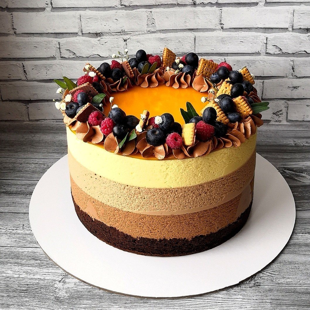 Персиковый торт с творожным кремом