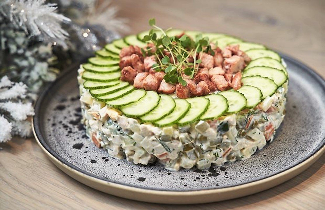 Необычная подача салатов