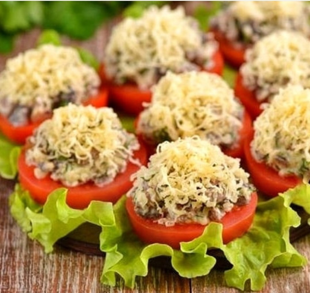 Тарталетки с паштетом